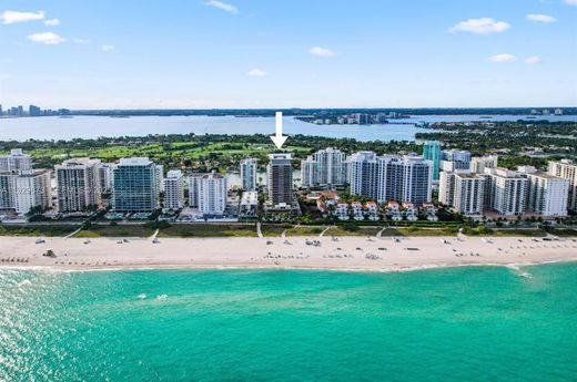 Residential complexes in Miami Beach, Miami-Dade