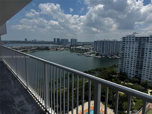 Residential complexes in Aventura, Miami-Dade