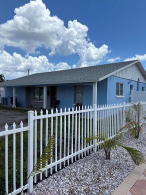 Villa in West Palm Beach, Palm Beach County