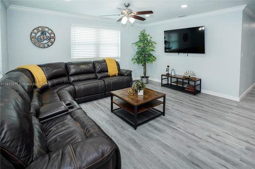 Complesso residenziale a Miami, Miami-Dade County