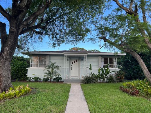 Villa - Aventura, Miami-Dade County