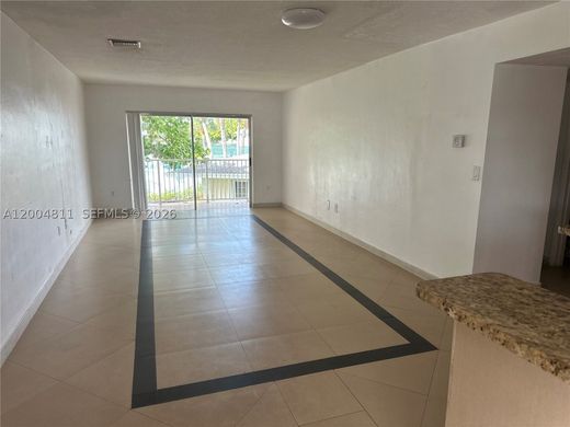 Complesso residenziale a Miami, Miami-Dade County