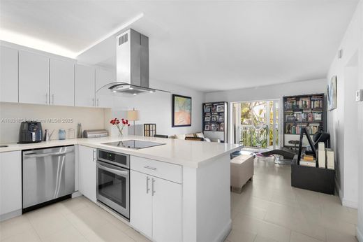 Edificio en Key Biscayne, Miami-Dade County