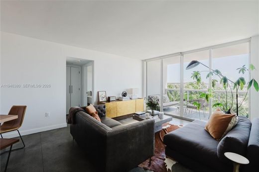 Komplex apartman Miami Beach, Miami-Dade County