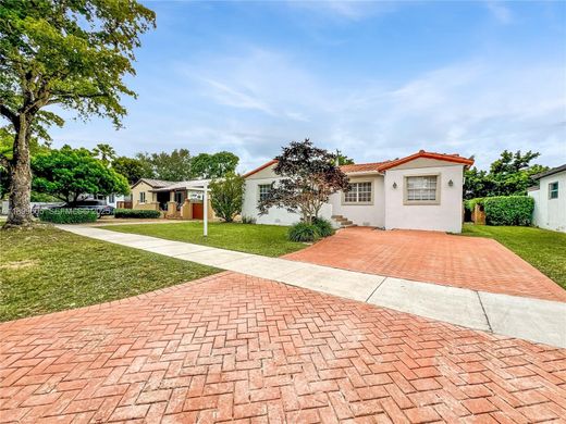 Villa en West Miami, Miami-Dade County