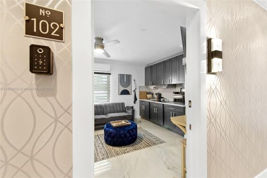 Жилой комплекс, Tavernier, Monroe County