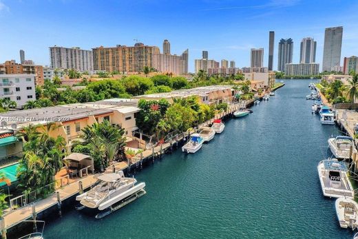 Edificio en North Miami Beach, Miami-Dade County