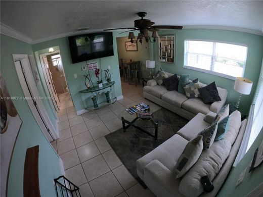 مجمع شقق ﻓﻲ Hollywood, Broward County