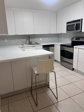 Residential complexes in Weston, Broward County
