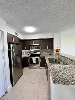 Residential complexes in Doral, Miami-Dade