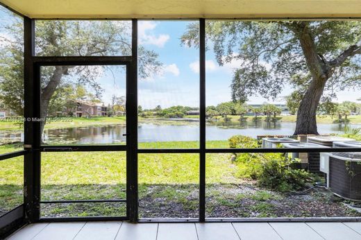 Κτίριο σε Coral Springs, Broward County