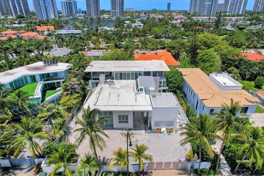 Villa in Golden Beach, Miami-Dade