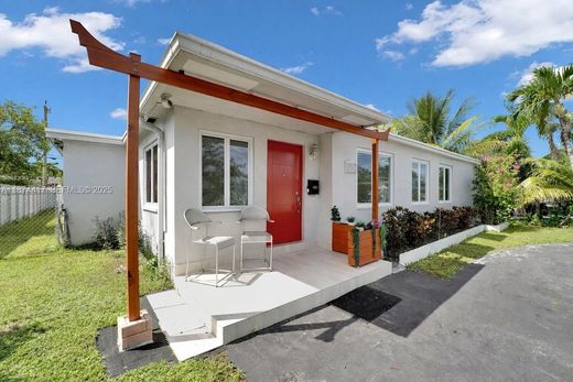 Villa a North Miami, Miami-Dade County
