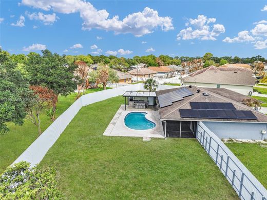 Villa in Port Saint Lucie, Saint Lucie County