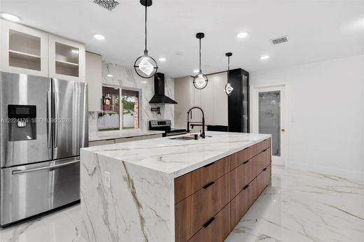 Villa in Plantation, Broward County