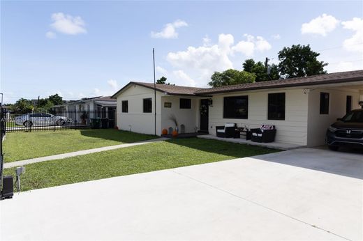 Villa - Homestead, Miami-Dade County