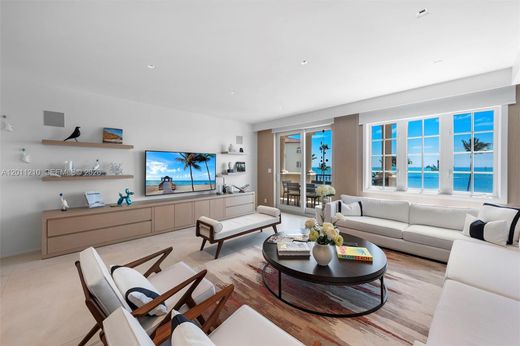 Residential complexes in Miami Beach, Miami-Dade