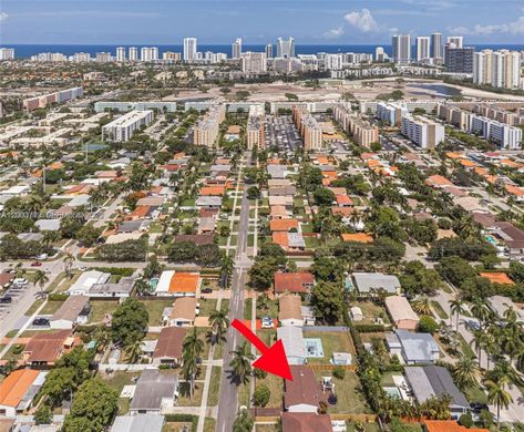 Villa Hallandale Beach, Broward County