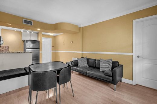 Residential complexes in Miami, Miami-Dade
