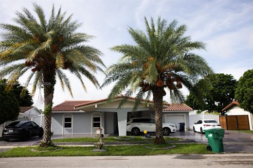 Villa a Kendall Lakes, Miami-Dade County