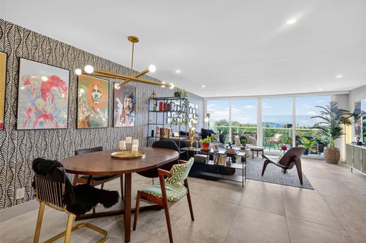 Kamienica w Sunny Isles Beach, Miami-Dade County