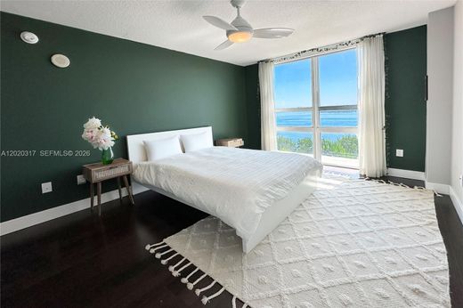 Residential complexes in Miami, Miami-Dade