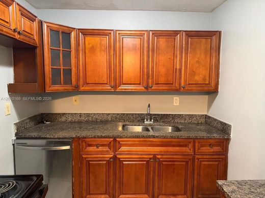 Residential complexes in Lauderhill, Broward County