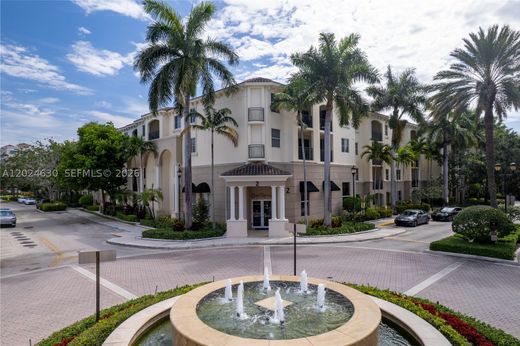 Residential complexes in Boynton Beach, Palm Beach