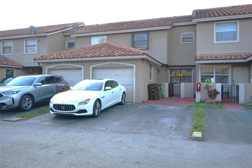 Hôtel particulier à Hialeah, Comté de Miami-Dade