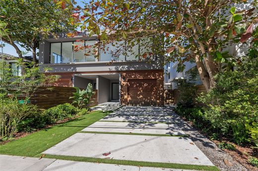 Casa di città a Coconut Grove, Miami-Dade County