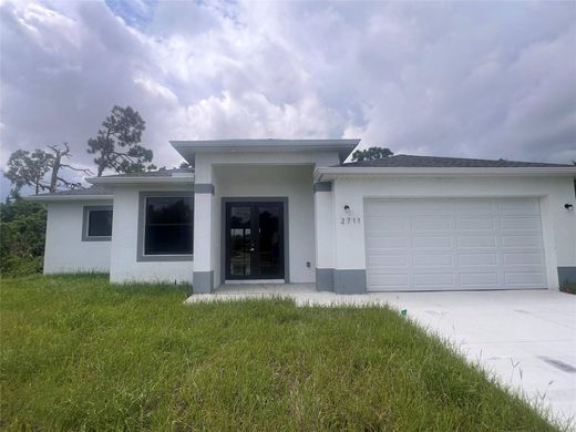 Villa in Lehigh Acres, Lee County