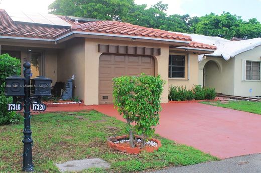 Villa a Hialeah, Miami-Dade County