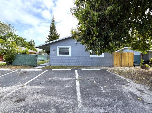 Kamienica w Pompano Beach, Broward County