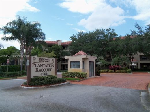 Residential complexes in Plantation, Broward County