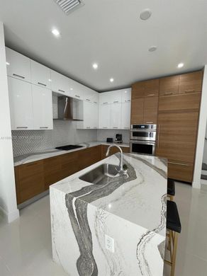 Villa in Doral, Miami-Dade