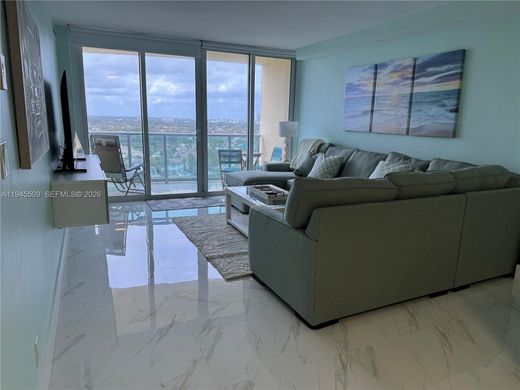 Residential complexes in Hollywood, Broward County