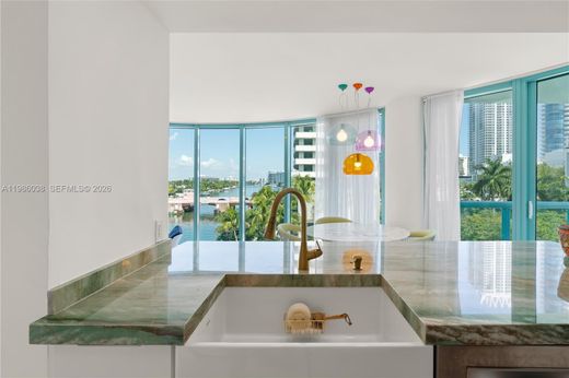 Wohnkomplexe in Miami Beach, Miami-Dade County