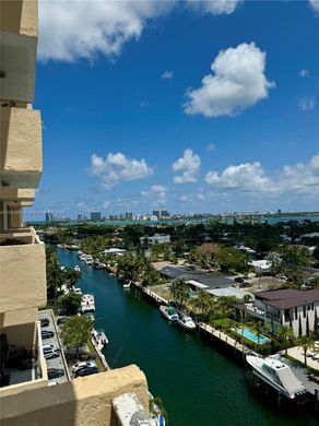 Complexos residenciais - North Miami, Miami-Dade County