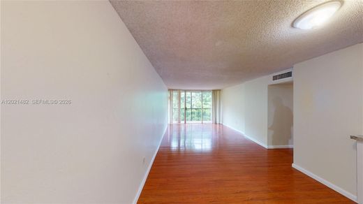 Complexes résidentiels à Miami, Comté de Miami-Dade