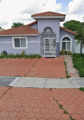 Villa à Hialeah Gardens, Comté de Miami-Dade