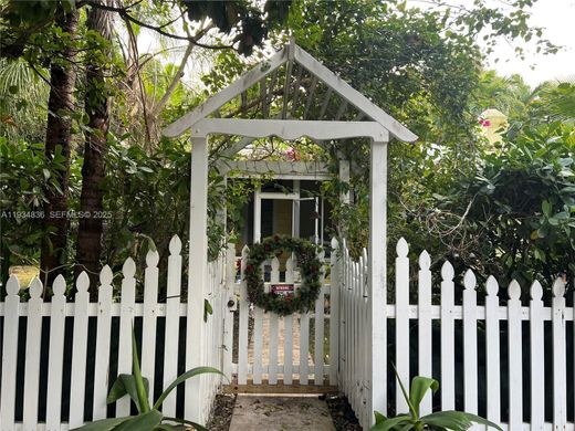 マイアミ, Miami-Dade Countyのヴィラ