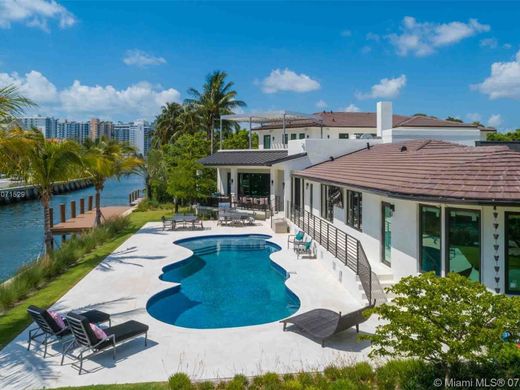 Miami Beach Villen Und Luxusimmobilien Zu Mieten Renommierte Apartments In Miami Beach Luxuryestate Com