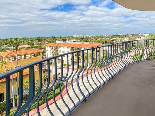 Residential complexes in Surfside, Miami-Dade