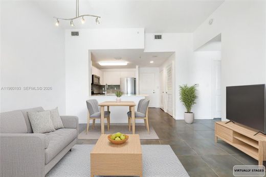 Residential complexes in Coral Gables, Miami-Dade