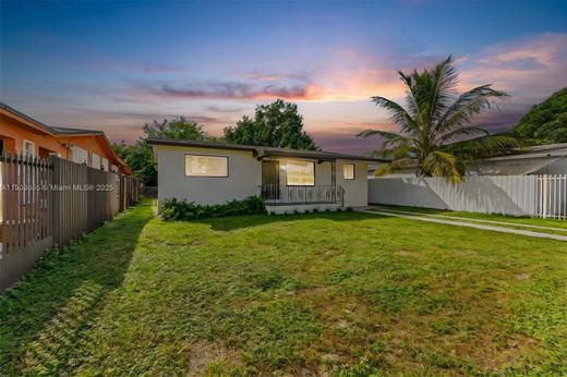 Villa en Miami Heights Trailer Park, Miami-Dade County