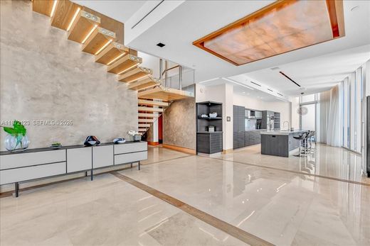 Complesso residenziale a Miami, Miami-Dade County