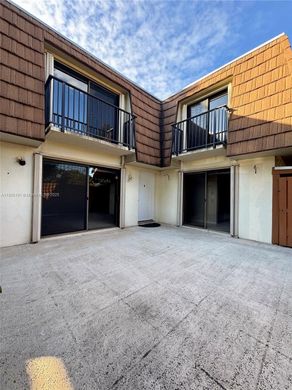 Αστικό ακίνητο σε Davie, Broward County