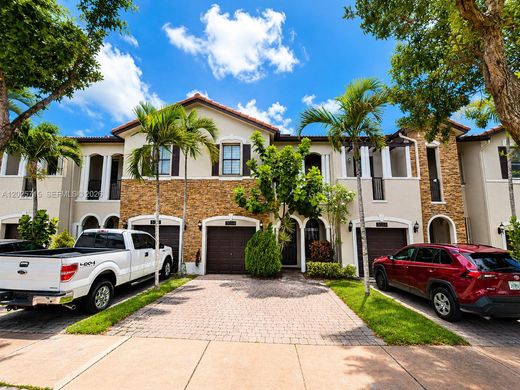 Willa w Doral, Miami-Dade County