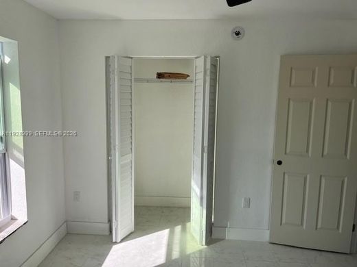 Residential complexes in Homestead, Miami-Dade