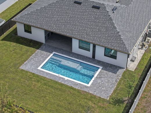 Villa in Cape Coral, Lee County